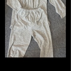 秋冬ふく服女の子130cmの画像