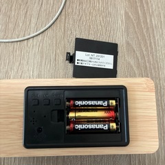 デジタル時計 木目調 目覚まし時計 アラーム 新生活 インテリア 淡色 シンプルの画像