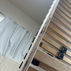 IKEA ダブルベッドフレームの画像