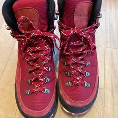 Columbia 赤 28cmトレッキングブーツの画像