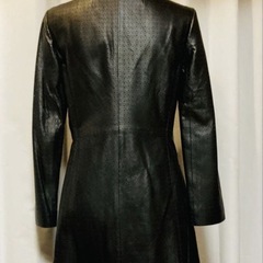 # KIM'S ラムレザーのセミオーダーコート(ブラック　型抜き模様)の画像