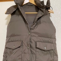 無印良品ダウンリバーシブルベストＳの画像