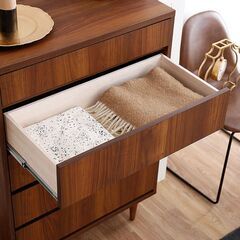 リビングキャビネットの画像