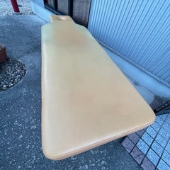 施術　治療　マッサージ　ベット手動で上下いたしますいたしますの画像