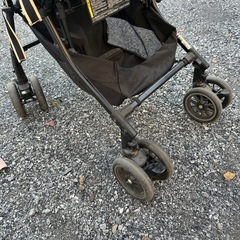 コンビ　combi ベビーカー　メチャカル ハンディ オート4キャス エッグショックの画像