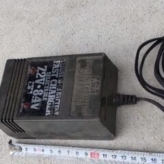 🍓 ラジコンカーTamiya／急速充電器の画像