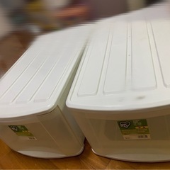 収納ボックスの画像