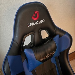 ゲーミングチェアの画像