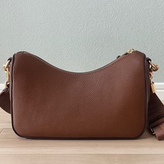 マークジェイコブス MARC JACOBS バッグ クロスボディ ザ・カーブの画像