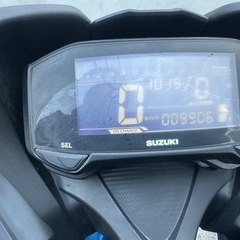 お相手決まりました。青の綺麗なスズキGPX１２５Rの画像