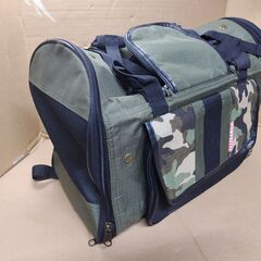 ポンポリース　pompreece　ペット用　子犬　子猫　迷彩　キャリーリュック キャリーバッグ 2Way 防災 災害　ショルダーバッグの画像