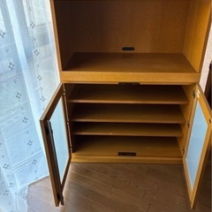 オーダースライド棚付食器棚の画像