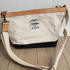 色合いのカワイイ　ショルダーバッグです！の画像