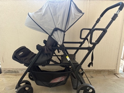 ネビオ　二人乗りベビーカー