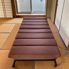 電動リクライニングベットの画像