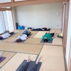【岡崎市ヨガ教室】はじめての方も安心♪ 心と体を整えるリラックスヨガ🫶の画像