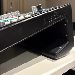 ALLEN & HEATH Qu-16C + 純正キャリーバッグ + LEDライト セットの画像