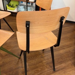 【無料】3色の4脚セットの画像