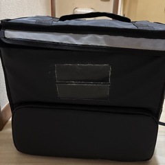 ウーバーイーツ　出前館　配達カバンの画像