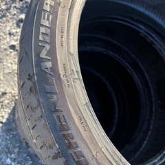 GRENLANDER 245/40ZR20 ４本の画像