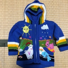 ニットの子供服の画像