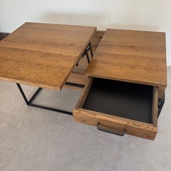 CRASH GATE ローテーブルの画像