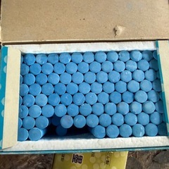 チョーク各色8ケースの画像