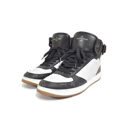 LOUIS VUITTON スニーカーの画像