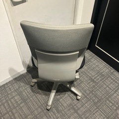 オフィス　椅子【同じ種類あり】
の画像