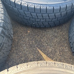 SUV系用 225/65R17スタッドレスタイヤ アルミ付き4本セット 冬用の画像