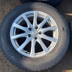 SUV系用 225/65R17スタッドレスタイヤ アルミ付き4本セット 冬用の画像