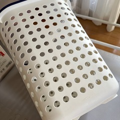 洗濯かごの画像