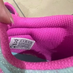 スケッチャーズ　シューズの画像