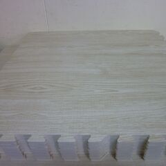 ②未使用/新品　ジョイントマット 大判 59cm 厚み10mm 1.5畳用 8枚組 木目調 防音 保温性 床暖房対応 ノンホルムアルデヒド サイドパーツ付きの画像