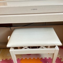 美品YAMAHA 電子ピアノアウリスの画像