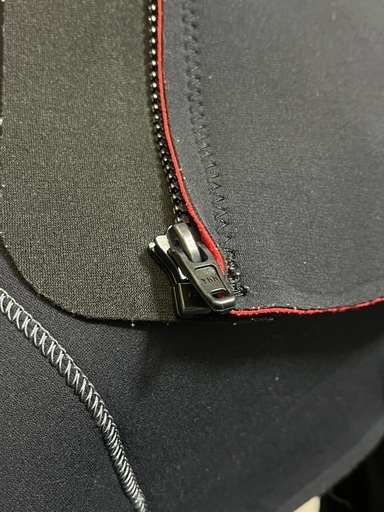 【美品】GULLガル  2mm（ボディー）×3mm（ヘッド）FIRフードベスト メンズ【発送も可】