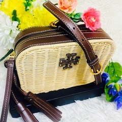 未使用✨TORY BURCH✨トリーバーチ✨ショルダーバッグ✨ラタン✨本革レザーの画像