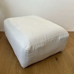 無印良品　オットマンの画像
