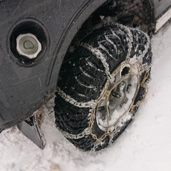 ジムニー等スパイク付タイヤチェーン　２本セットの画像