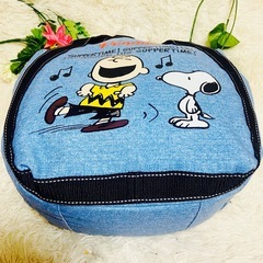 デニム✨PEANUTS✨スヌーピー✨ショルダーバッグ✨トートバッグ✨肩がけ✨新品の画像