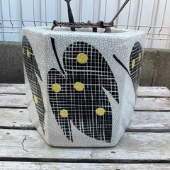 ■配達可■火鉢 六角 陶器 特上 【五徳 火箸 灰、灰慣らし付属】 幅32×高さ25 重さ14kg 手あぶり　　　の画像