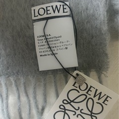 【新品未使用】　ロエベ　マフラー　LOEWE 美品　箱付きの画像