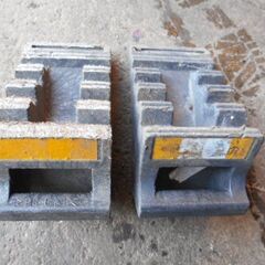 タイヤ止め、引取り限定になります。の画像