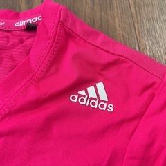 adidas スポーツウェア　S-M　ピンクの画像