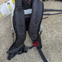 草刈機（刈上機）とKARCHER（ケルヒアー）高圧洗浄機の画像