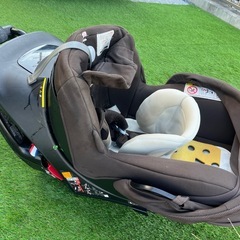 チャイルドシート 汚れありの画像