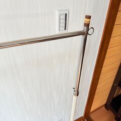 アパレル ラック 高さ調節可能の画像