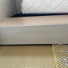 シングル ☆コンセント＆収納付き ベットフレームの画像
