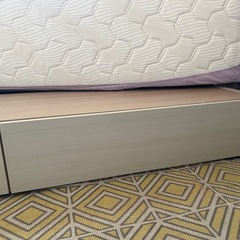 シングル ☆コンセント＆収納付き ベットフレームの画像