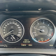 BMW　218d アクティブツアラー　車体本体の画像